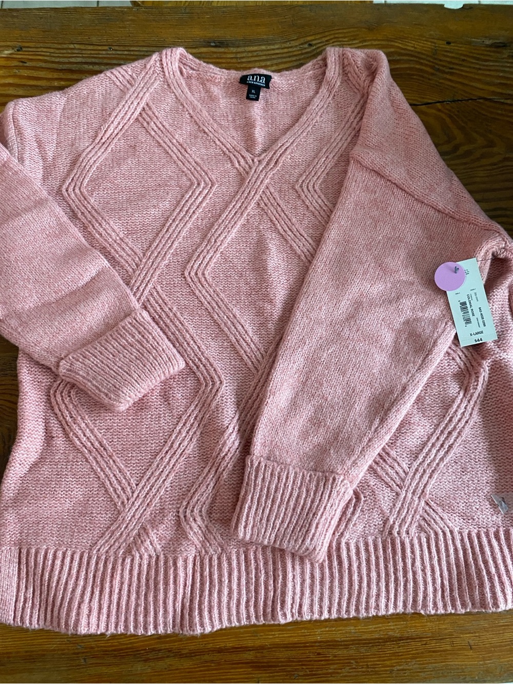 a.n.a  V neck sweater size XL. NWT